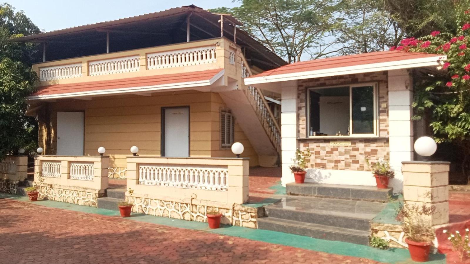 Giriraj Garden Resort Vagholi  Ngoại thất bức ảnh